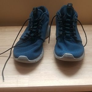 Nike iD Roshe size 7